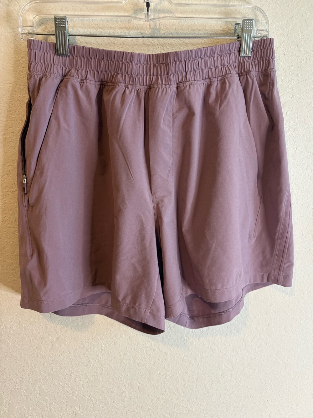 Lululemon Men’s Pace Breaker Shorts Purple Size Medium